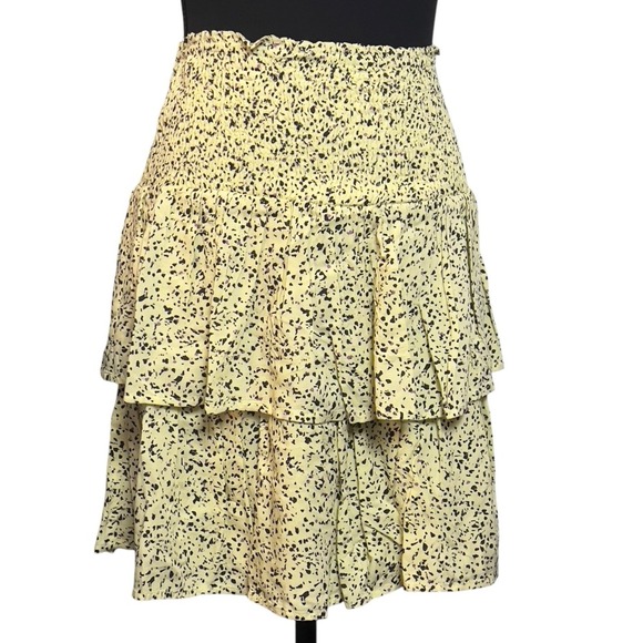 Vero Moda Sigrid Short Layered Skirt In Double Cream‎ Speckle Size M Smocked NEW - Picture 1 of 8